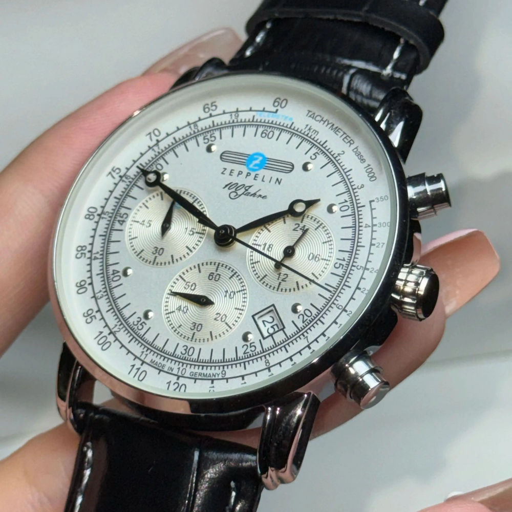 New Classic Men's Watch Three  - Stainless Mesh Band 评论和价格